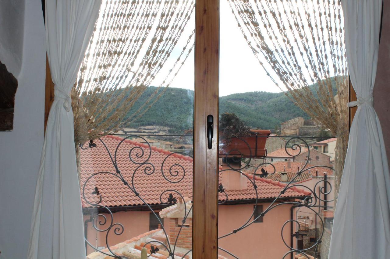 Apartmán El Bricial Bezas Exteriér fotografie